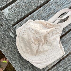 Wacoal Lace Bra in Beige 40DDD